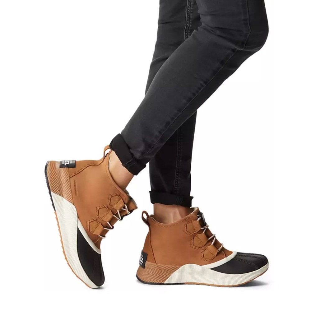 SOREL Women's Out N About III Classic Boots
